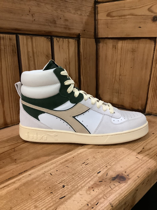 Diadora Magic Basket Trainer - Mid Suede White